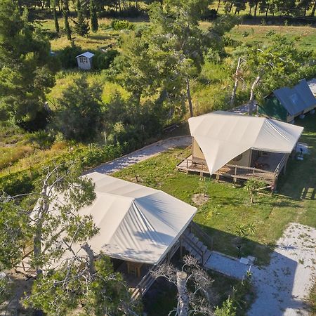 Suite Glamping Vicino Al Mare بيومبينوا المظهر الخارجي الصورة