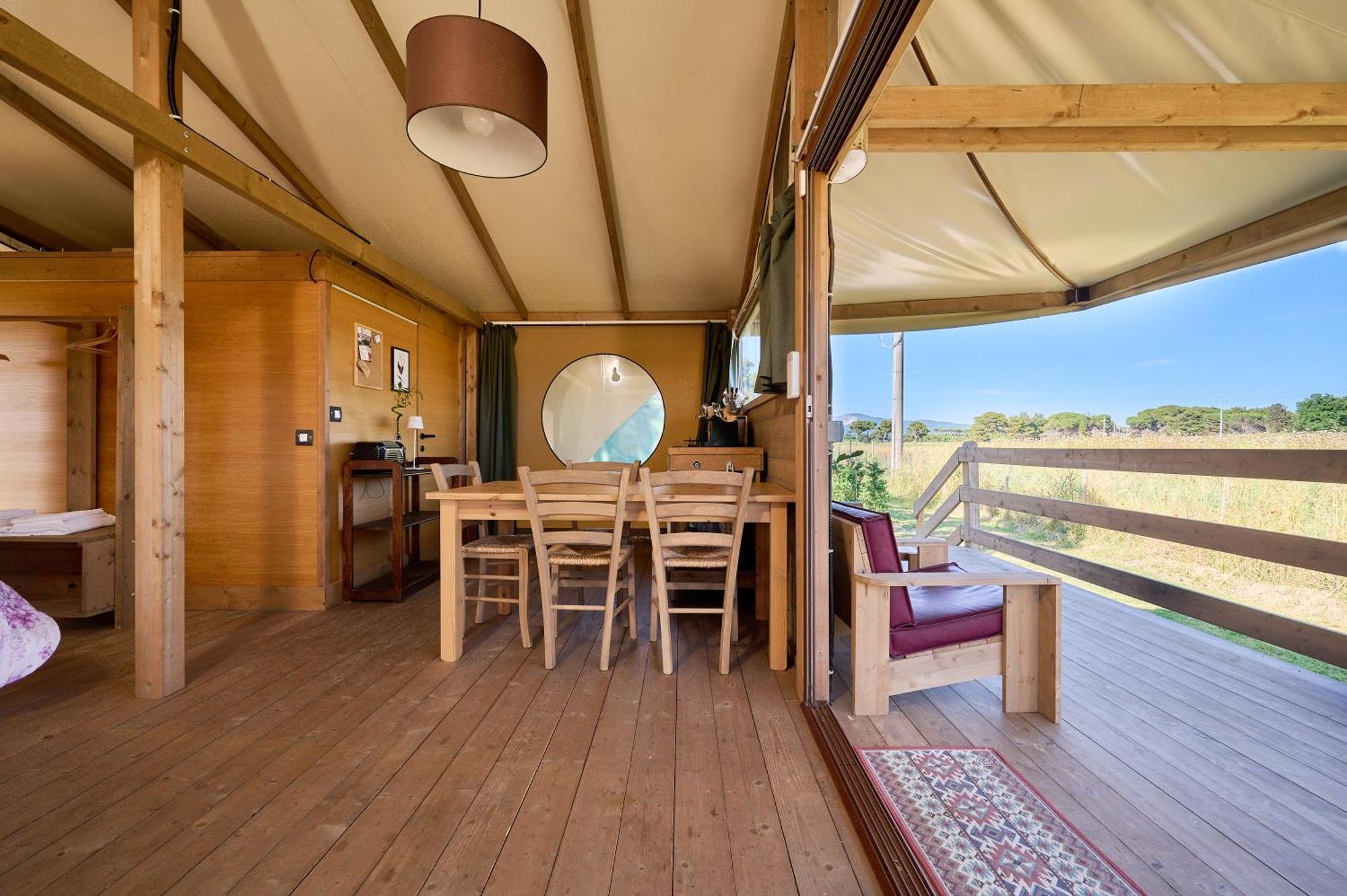Suite Glamping Vicino Al Mare بيومبينوا المظهر الخارجي الصورة