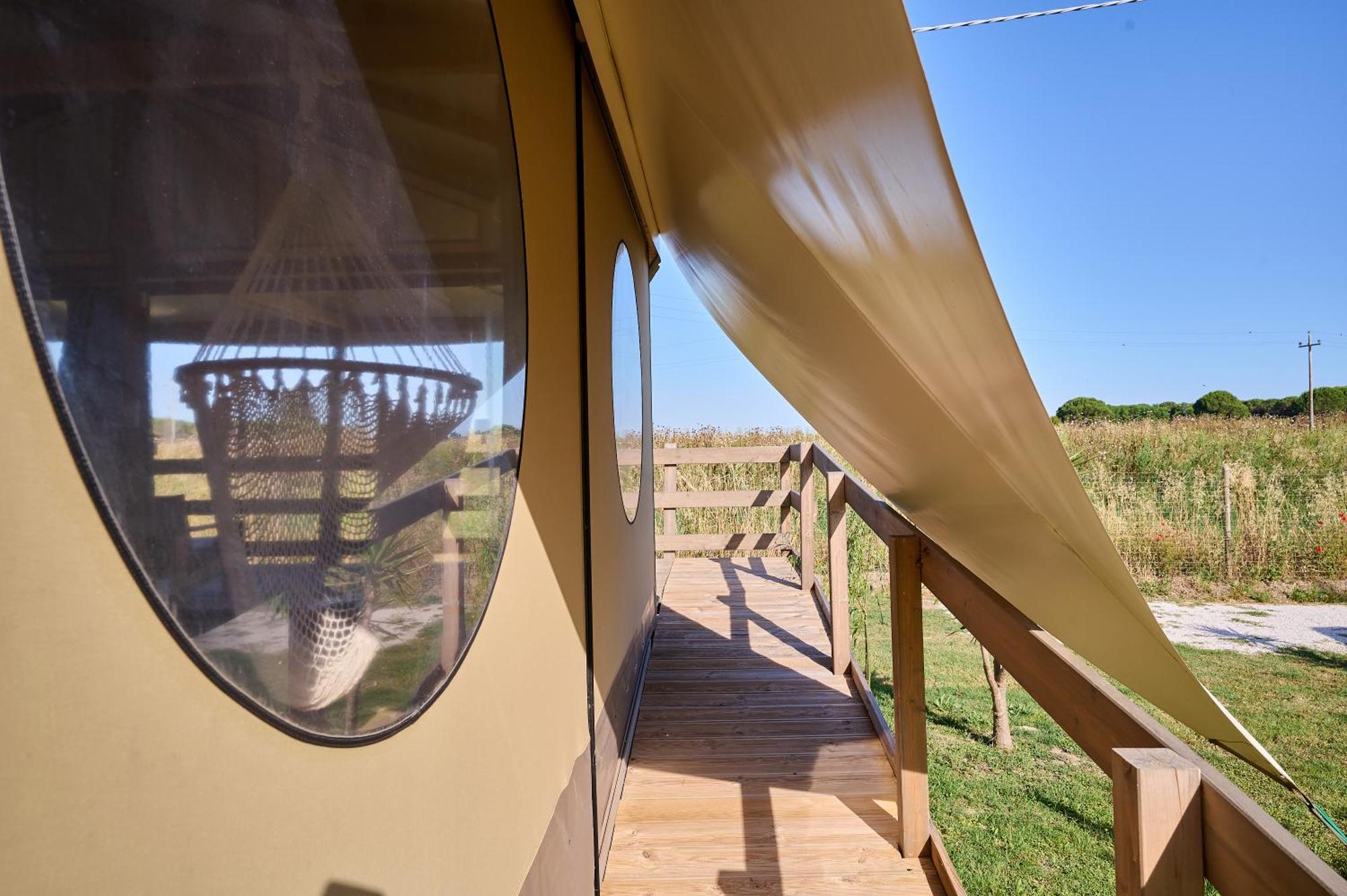 Suite Glamping Vicino Al Mare بيومبينوا المظهر الخارجي الصورة