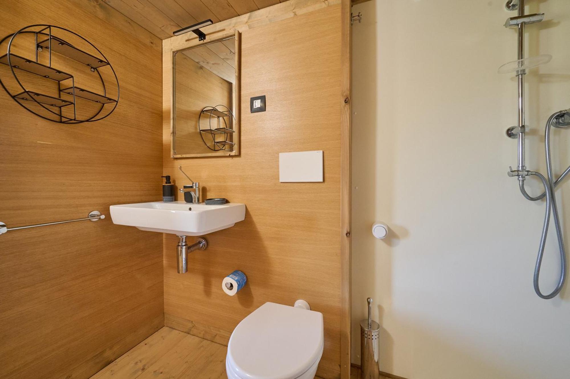Suite Glamping Vicino Al Mare بيومبينوا المظهر الخارجي الصورة