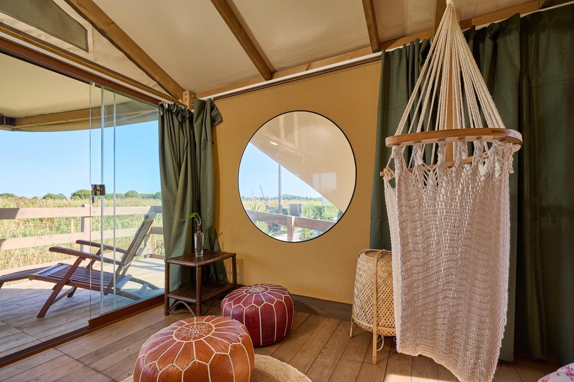Suite Glamping Vicino Al Mare بيومبينوا المظهر الخارجي الصورة